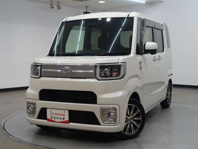TOYOTA PIXIS MEGA