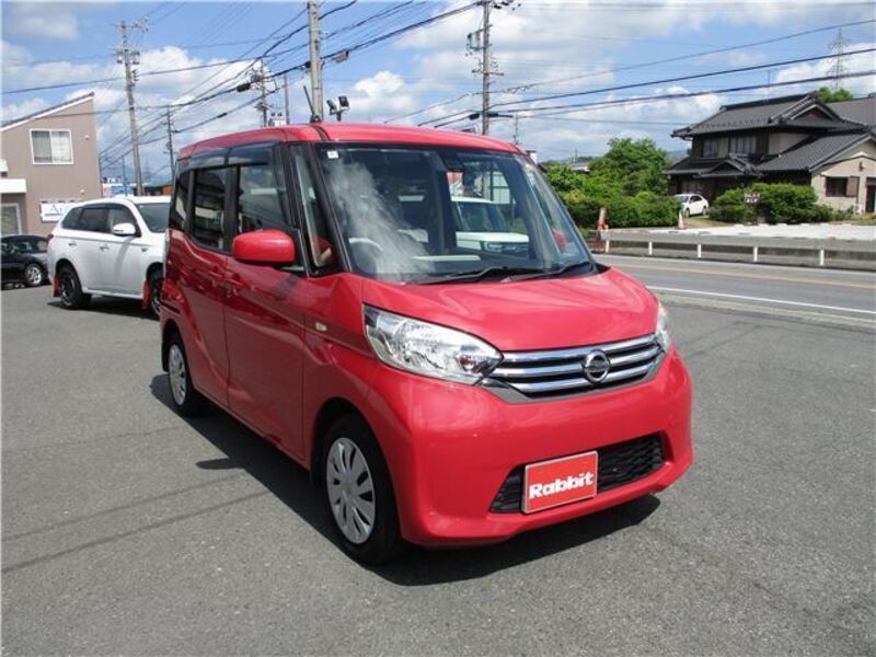 NISSAN DAYZ ROOX