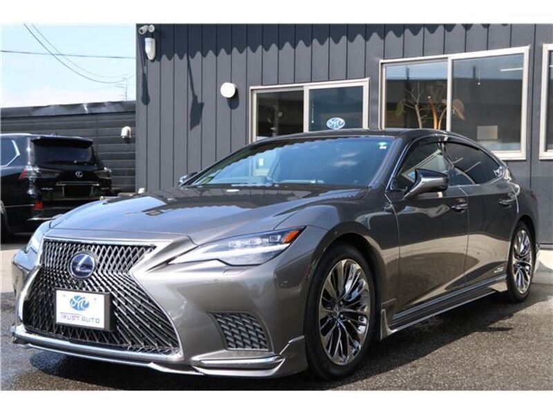 LEXUS LS