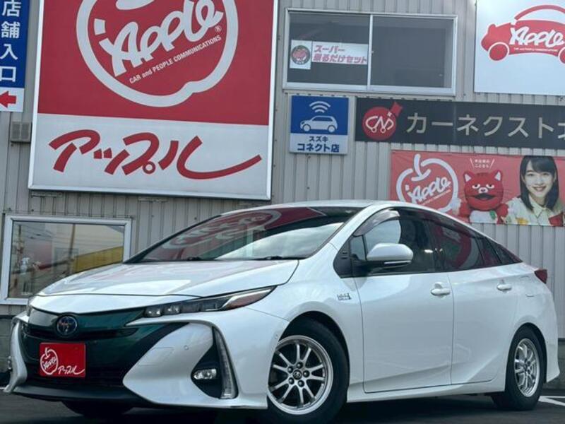TOYOTA PRIUS PHV