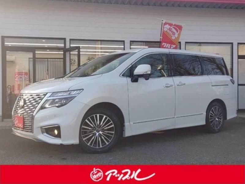 NISSAN ELGRAND