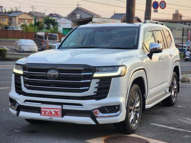 TOYOTA LAND CRUISER