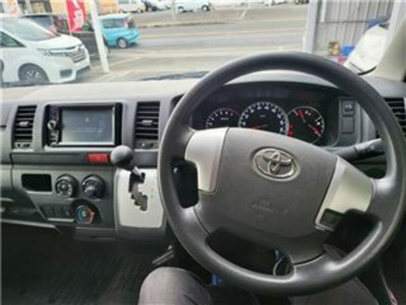 HIACE VAN-3