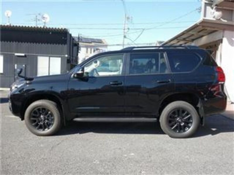 LAND CRUISER PRADO-6