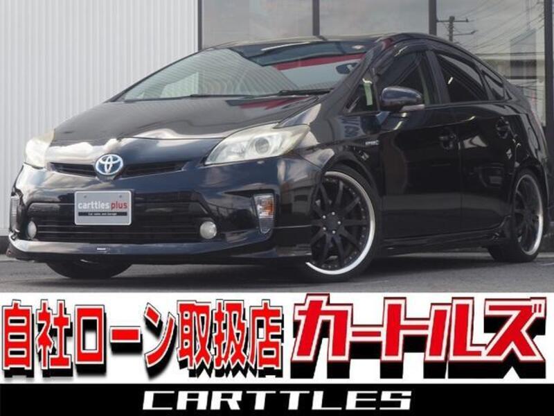 TOYOTA PRIUS
