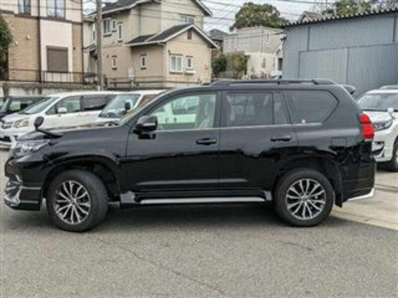 LAND CRUISER PRADO-2