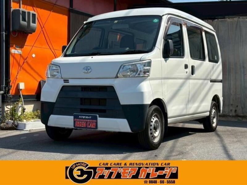 TOYOTA PIXIS VAN