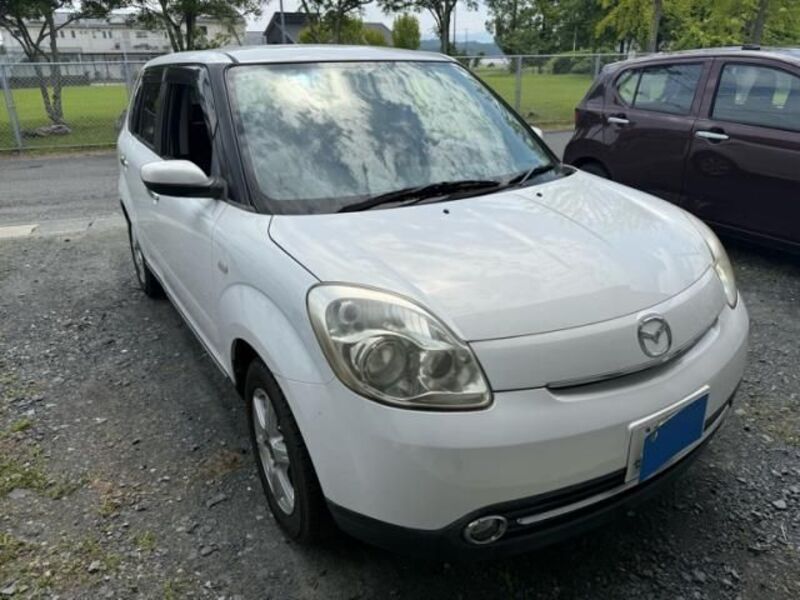 MAZDA VERISA