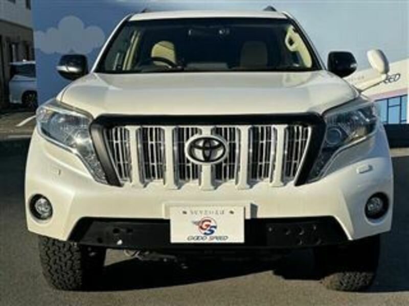 LAND CRUISER PRADO-16