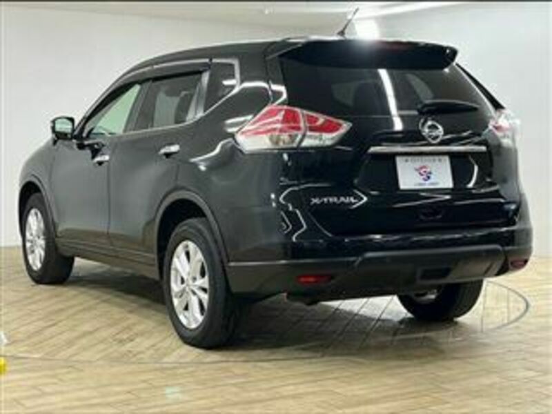 X-TRAIL-16