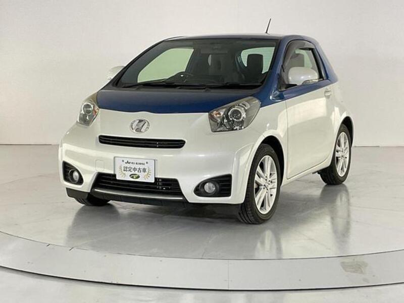 TOYOTA IQ