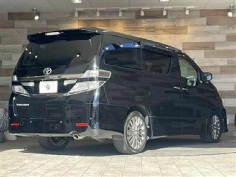 VELLFIRE-15