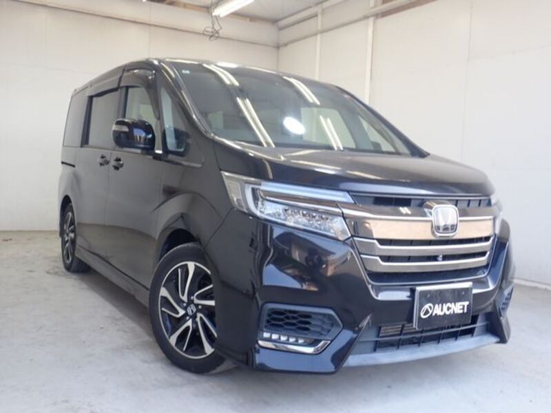 HONDA STEPWAGON SPADA