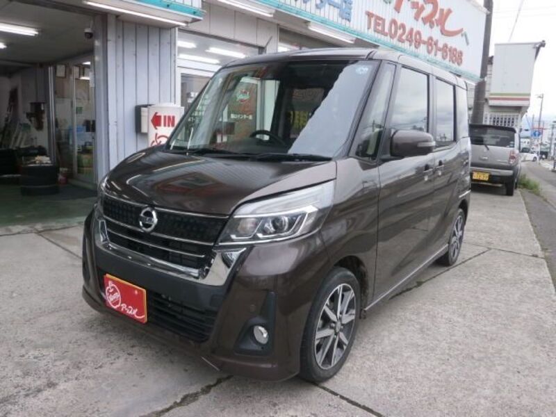 NISSAN DAYZ ROOX