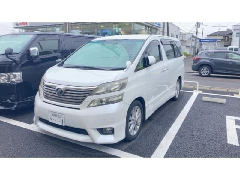 TOYOTA VELLFIRE