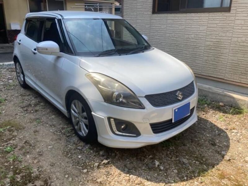SUZUKI SWIFT