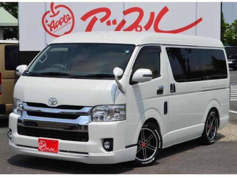 TOYOTA HIACE WAGON
