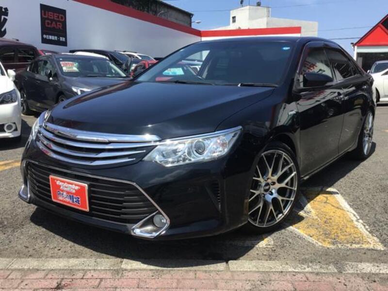 TOYOTA CAMRY
