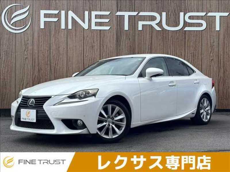 LEXUS IS