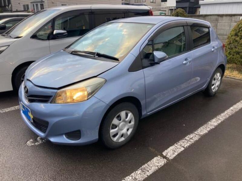 TOYOTA VITZ