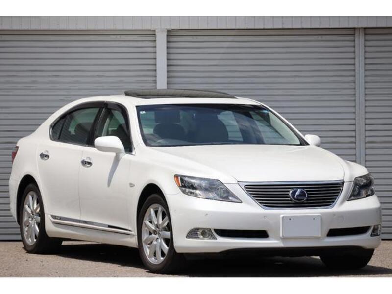 LEXUS LS