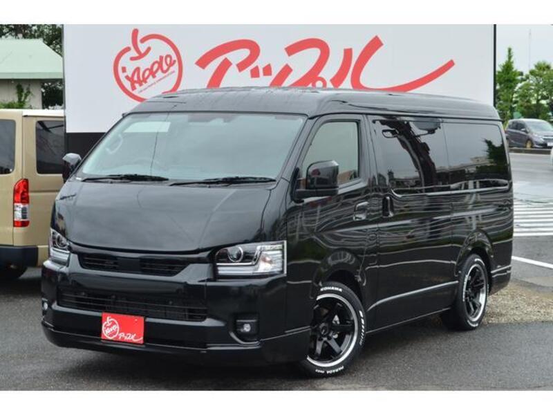 TOYOTA HIACE WAGON