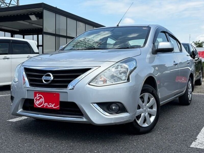 NISSAN LATIO