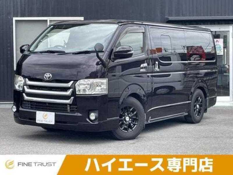 TOYOTA HIACE VAN