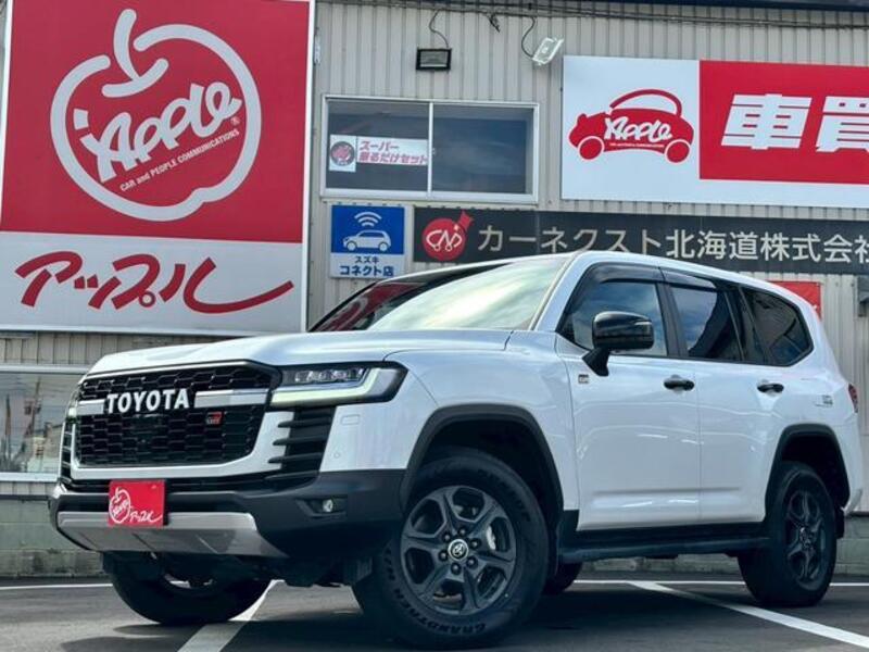 TOYOTA LAND CRUISER
