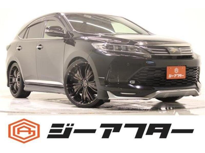 TOYOTA HARRIER