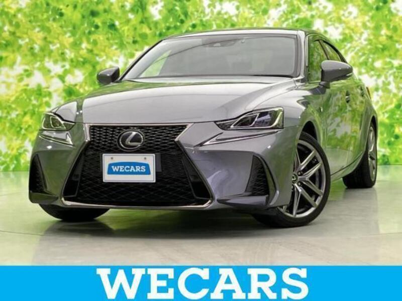 LEXUS IS