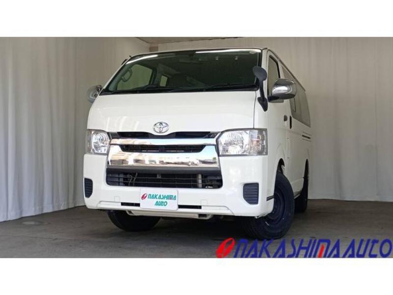TOYOTA HIACE VAN
