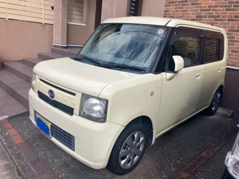 DAIHATSU MOVE CONTE