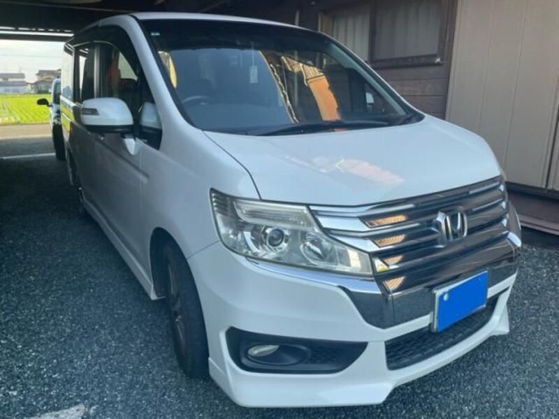 HONDA STEPWAGON SPADA