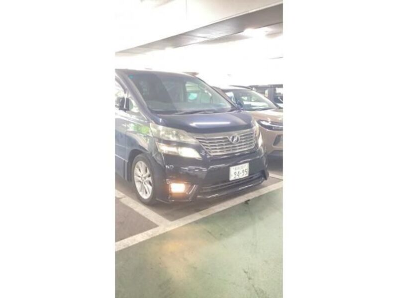 TOYOTA VELLFIRE