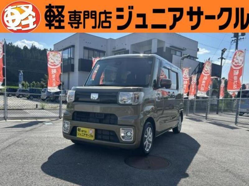 DAIHATSU WAKE