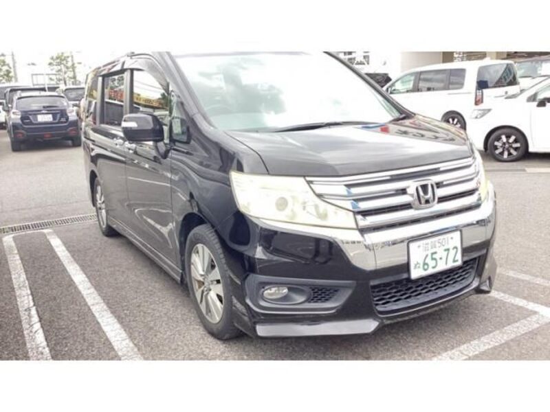 HONDA STEPWAGON SPADA