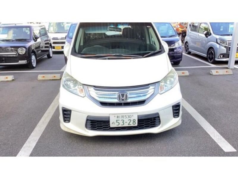 HONDA FREED HYBRID