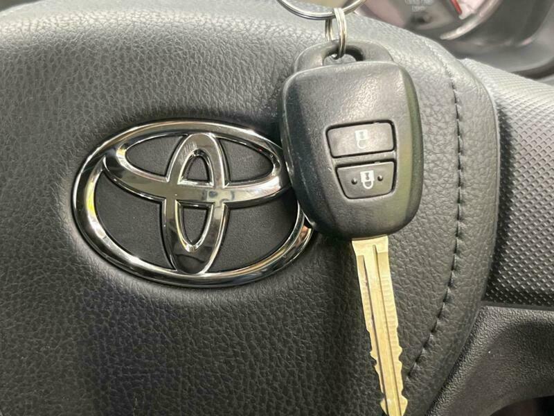 COROLLA FIELDER
