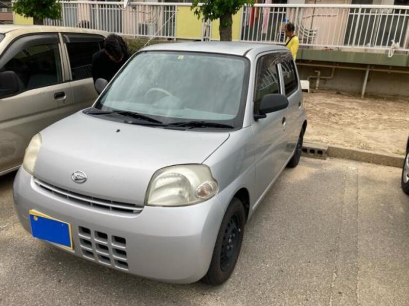 DAIHATSU ESSE
