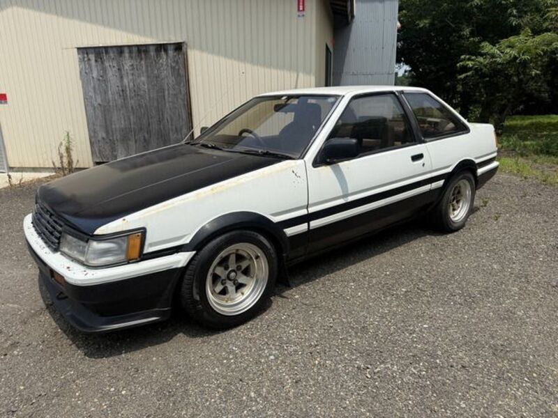 TOYOTA COROLLA LEVIN