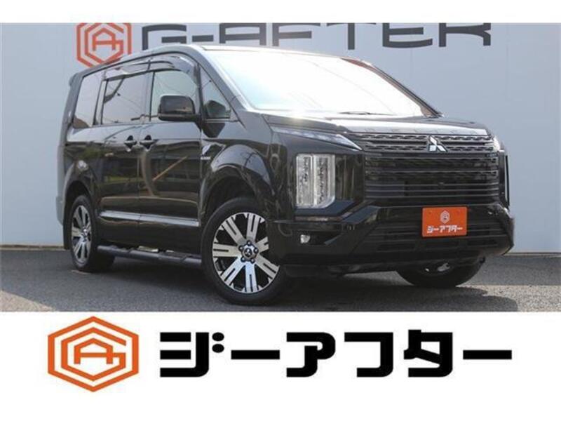 MITSUBISHI DELICA D5