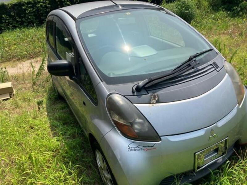 MITSUBISHI I