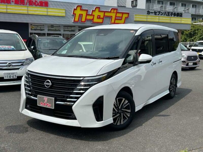 NISSAN SERENA