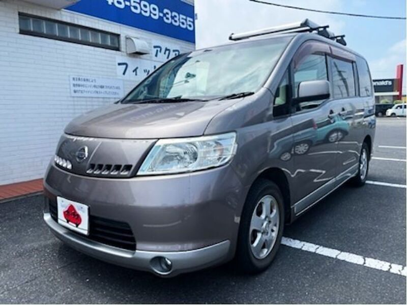 NISSAN SERENA