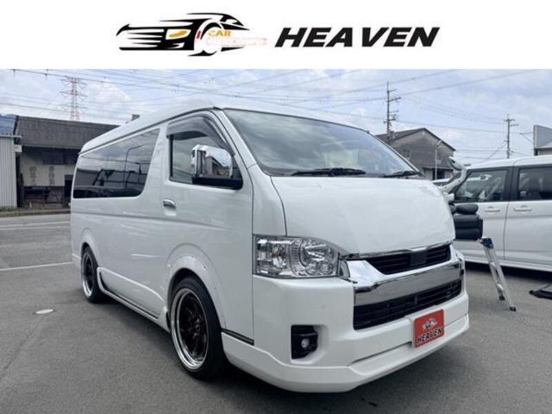 TOYOTA HIACE