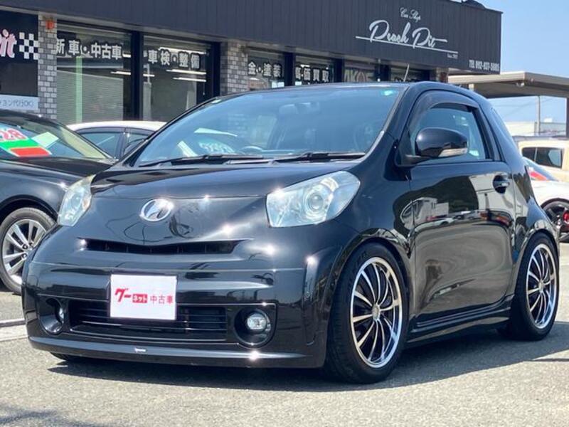 TOYOTA IQ