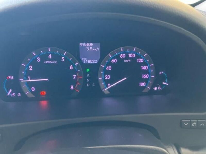 TOYOTA CROWN MAJESTA