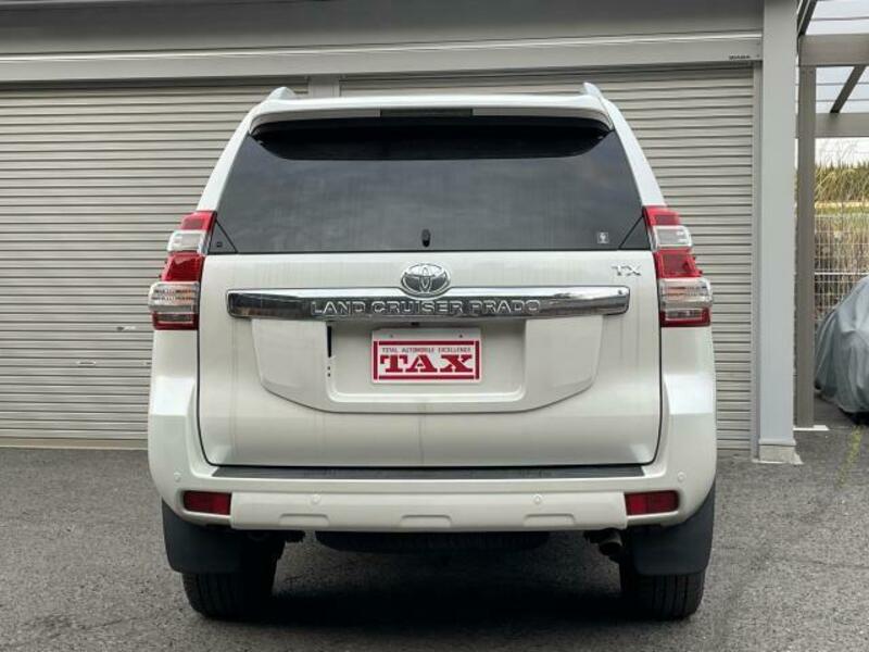 LAND CRUISER PRADO-7