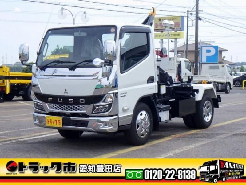 MITSUBISHI CANTER